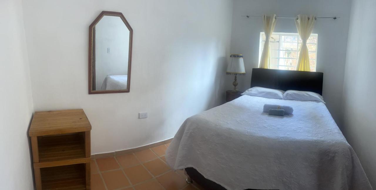 Casa De Lourdes - La Candelaria ボゴタ エクステリア 写真