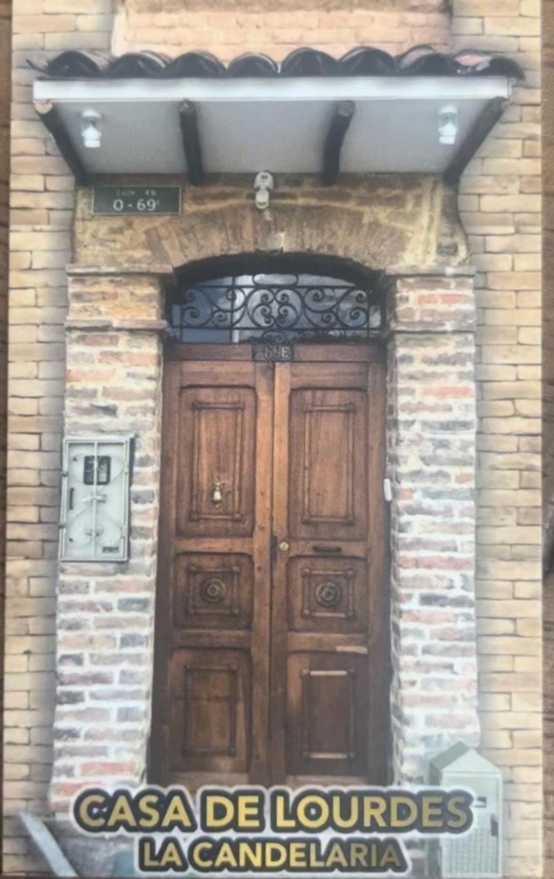 Casa De Lourdes - La Candelaria ボゴタ エクステリア 写真
